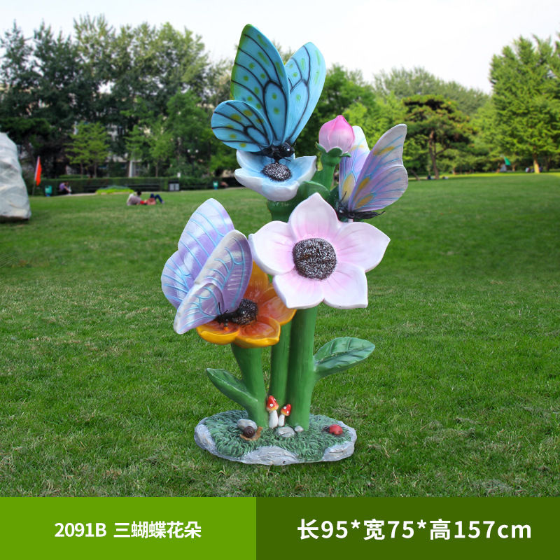 Gardening Tools Sketch - Scultura floreale a forma di farfalla