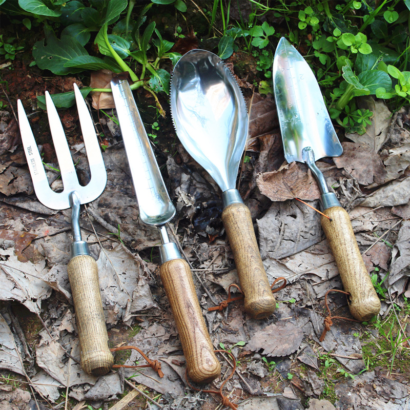 Set di 8 Attrezzi da Giardino  - Gardening Tools Wooden recensione e prezzo